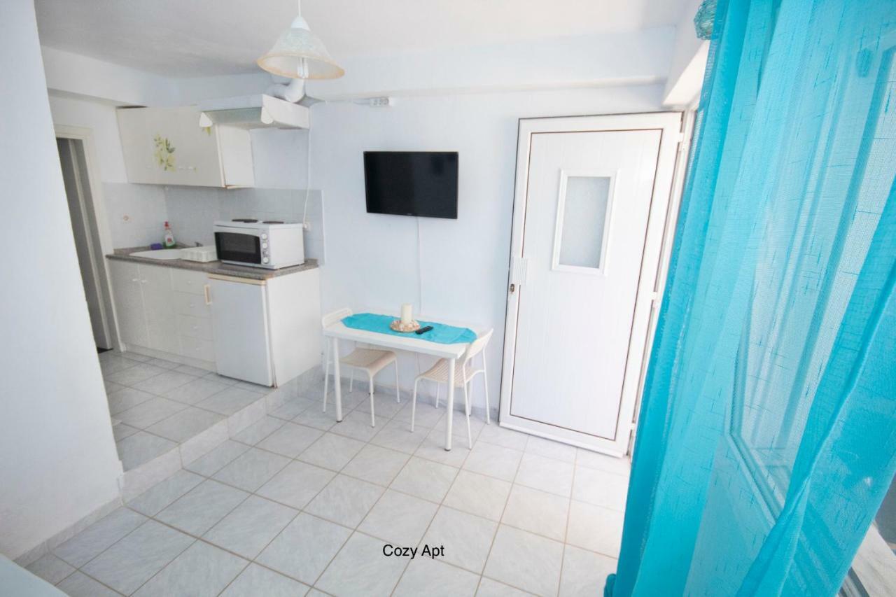 Aello Sea-Seafront Apartments Skála Foúrkas 외부 사진